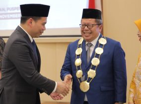 Bapak Internet Indonesia “Ir. Onno Widodo Purbo, M.Eng, Ph.D” dilantik menjadi Rektor Institut Teknologi Tangerang Selatan (ITTS)